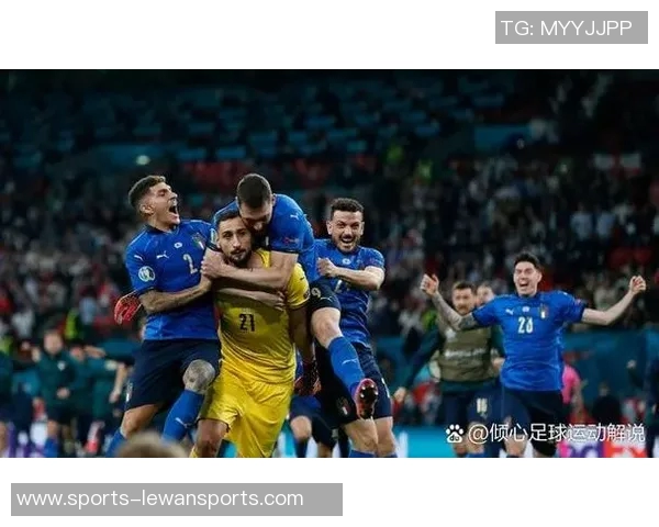 精彩足球点球瞬间集锦让你感受紧张刺激的比赛氛围